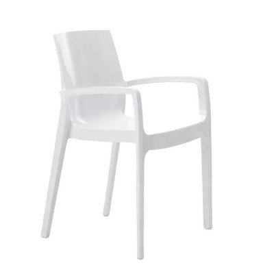 Chaises Ortensia design par Casamati, intérieur/extérieur.